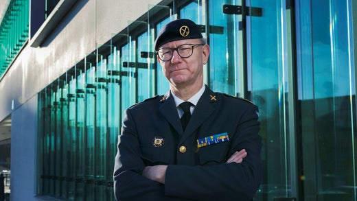 Johan Huovinen är överstelöjtnant och lärare i militär strategi på Försvarshögskolan.