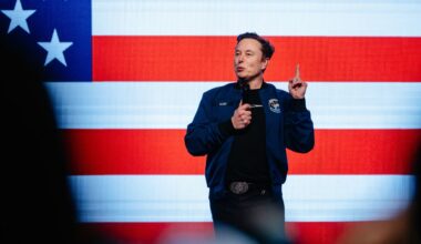 Elon Musk, Encouraged By Mark Cuban and Anthony Scaramucci, Says He’s Starting A New Political Party