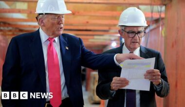 Trump bickers with Powell over Fed renovation costs