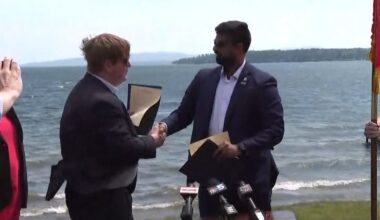 New York town signs ‘Declaration of Friendship’ with Canadian city