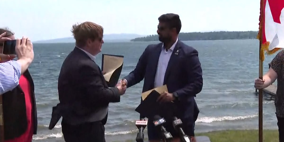 New York town signs ‘Declaration of Friendship’ with Canadian city