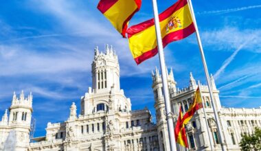 Spain to Open Ukraine Recovery Office in Madrid, Boost Business Ties