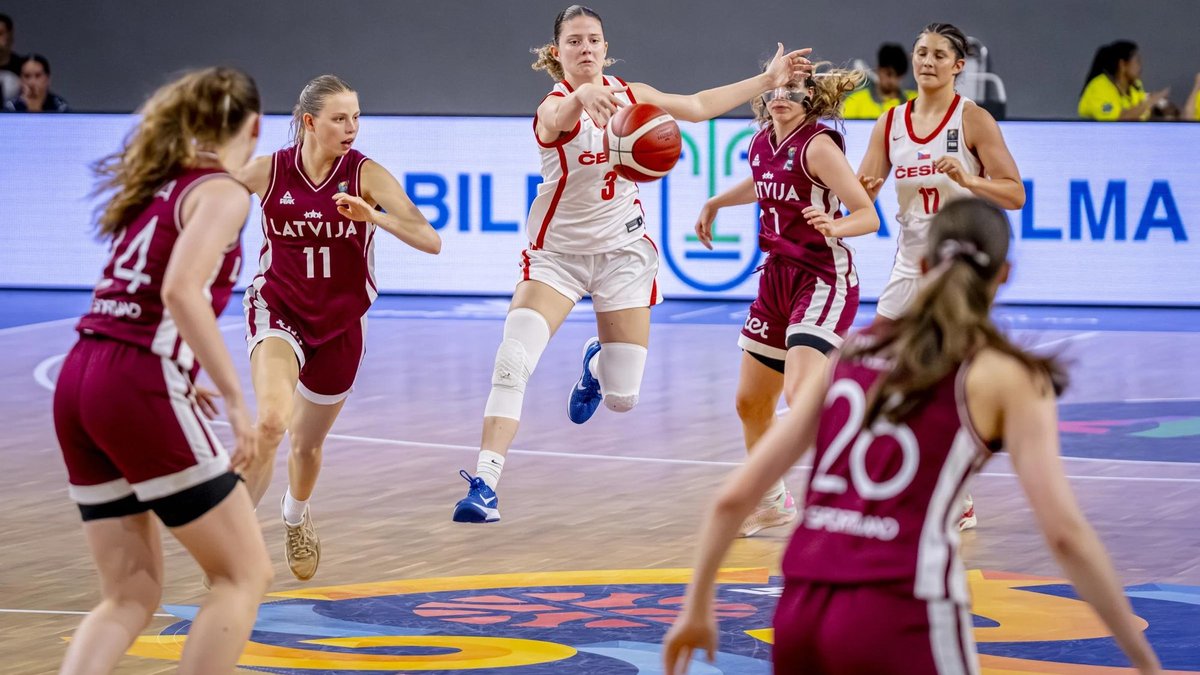 Latvijas basketbolistes nodrošina maču par devīto vietu Eiropas U-18 čempionātā