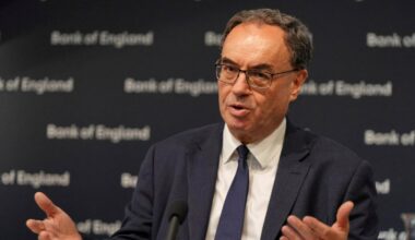 Bank of England boss calls on IMF to tackle imbalances in trade