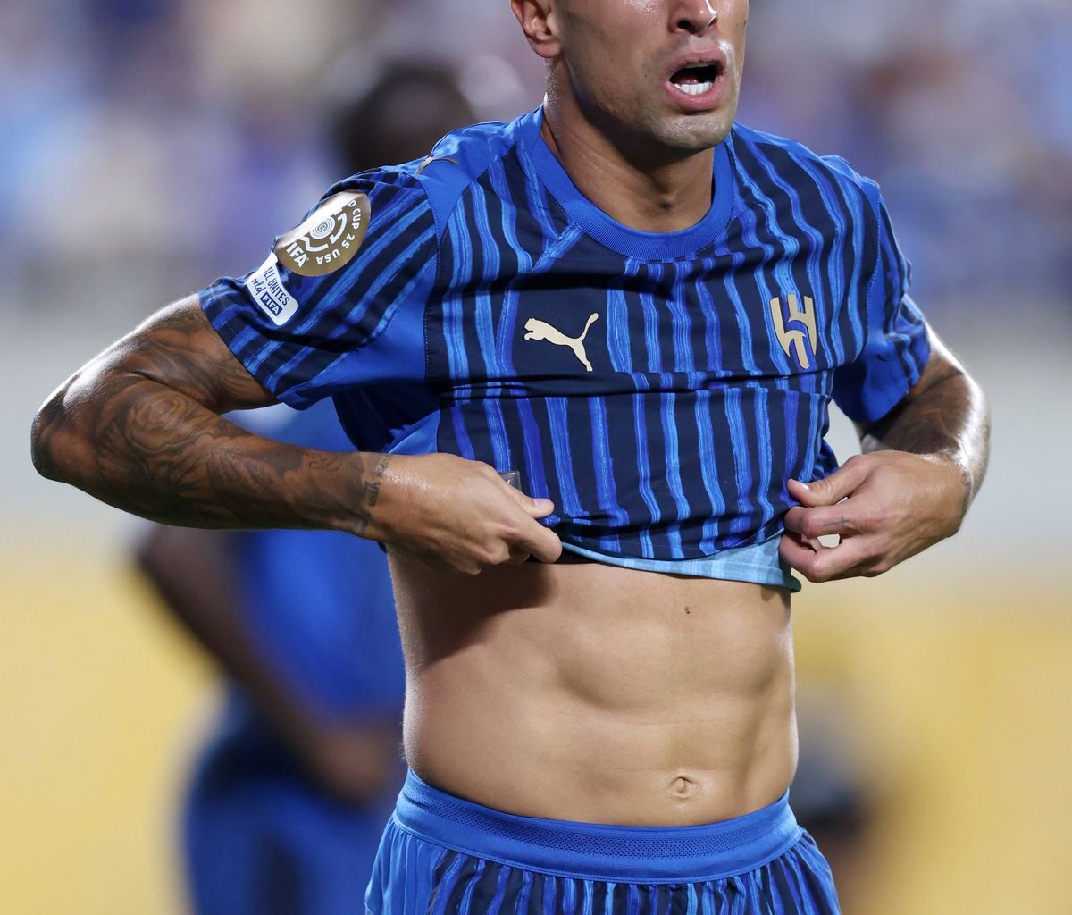 João Cancelo e Rúben Neves devastados com a morte de Diogo Jota