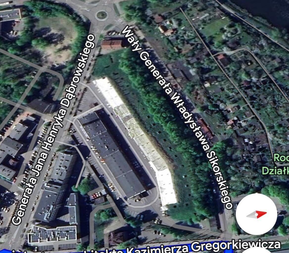 pov: you asked Grzegorz Brzęczyszczykiewicz for directions