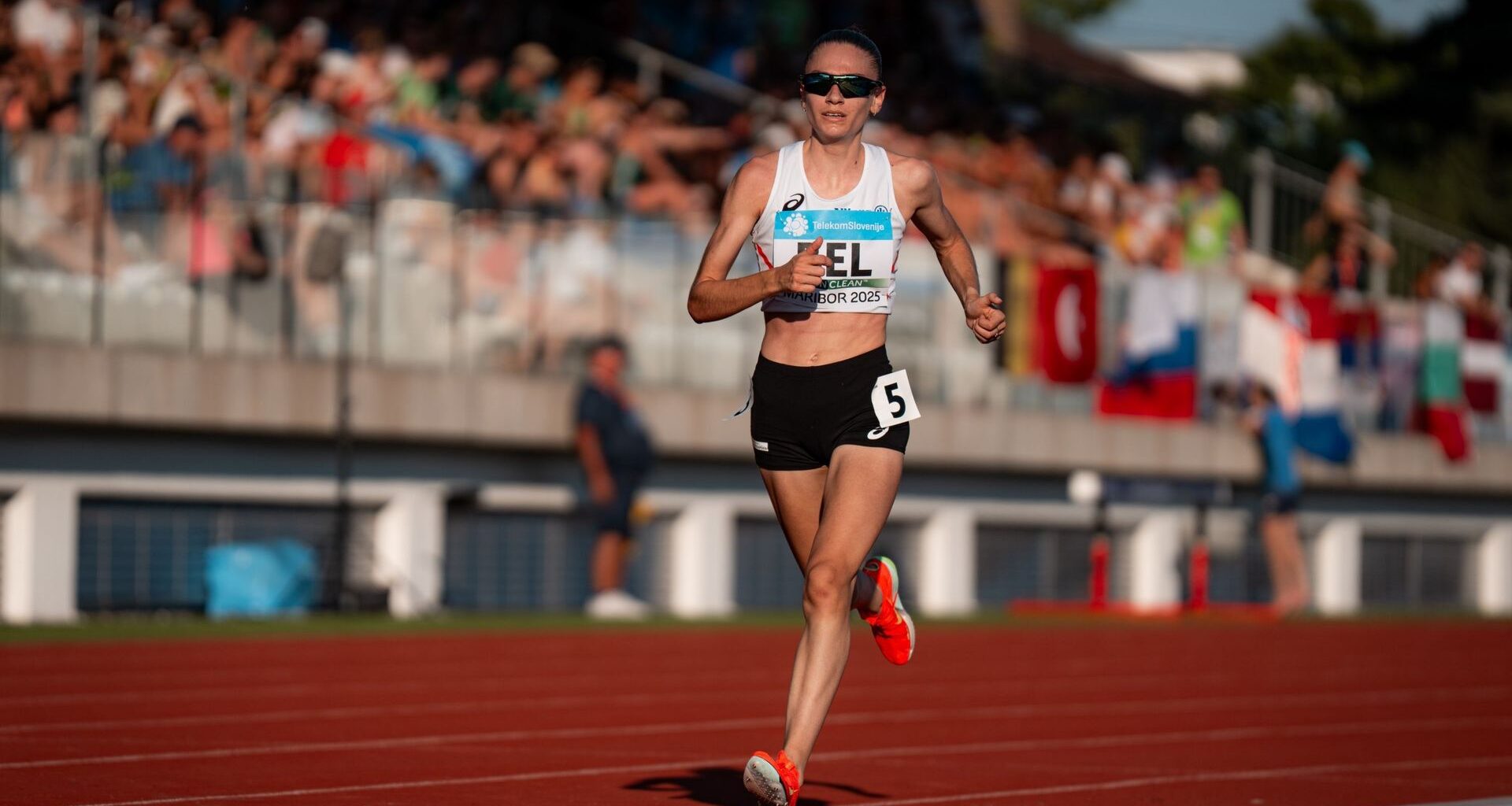 Jana Van Lent bat son record de Belgique du 5000m et passe sous la barre des 15 minutes