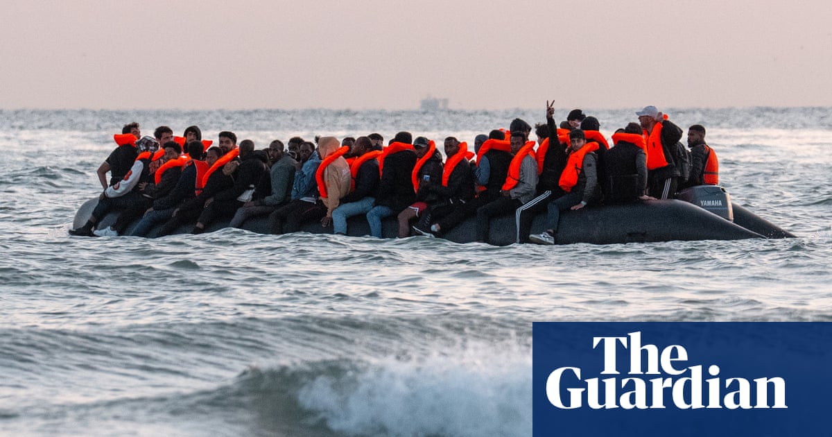 Starmer and Macron to announce ‘one in, one out’ migration deal | Immigration and asylum