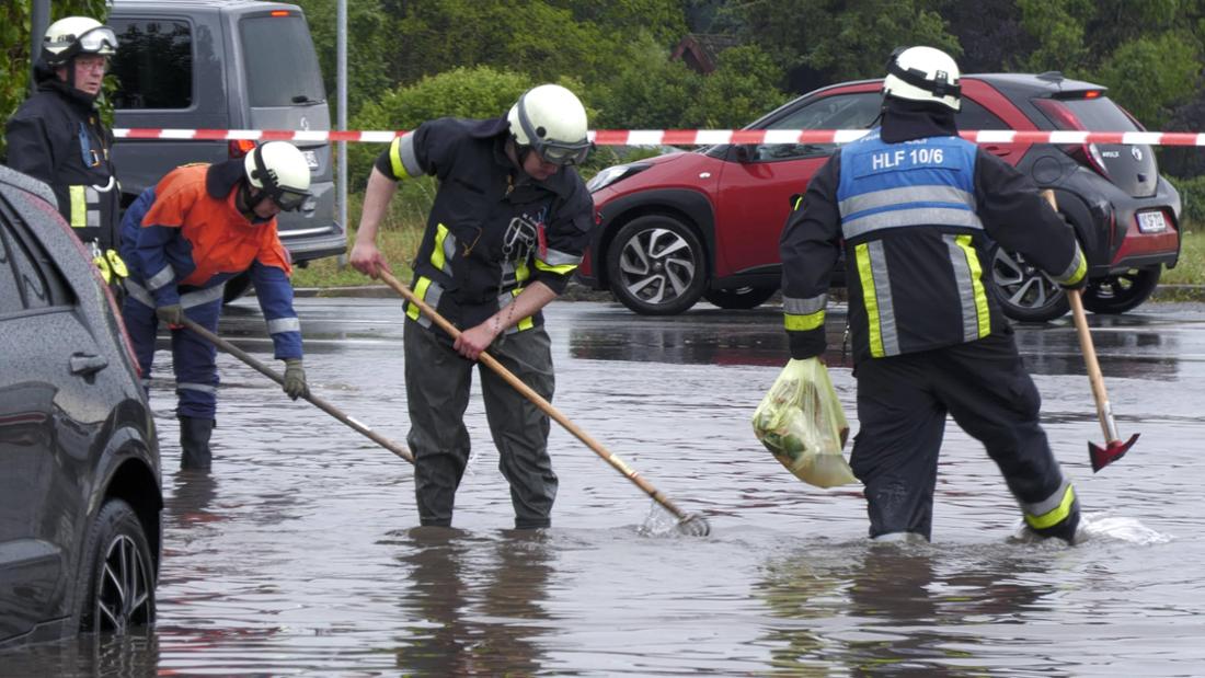 Die Feuerwehr war im Dauereinsatz.