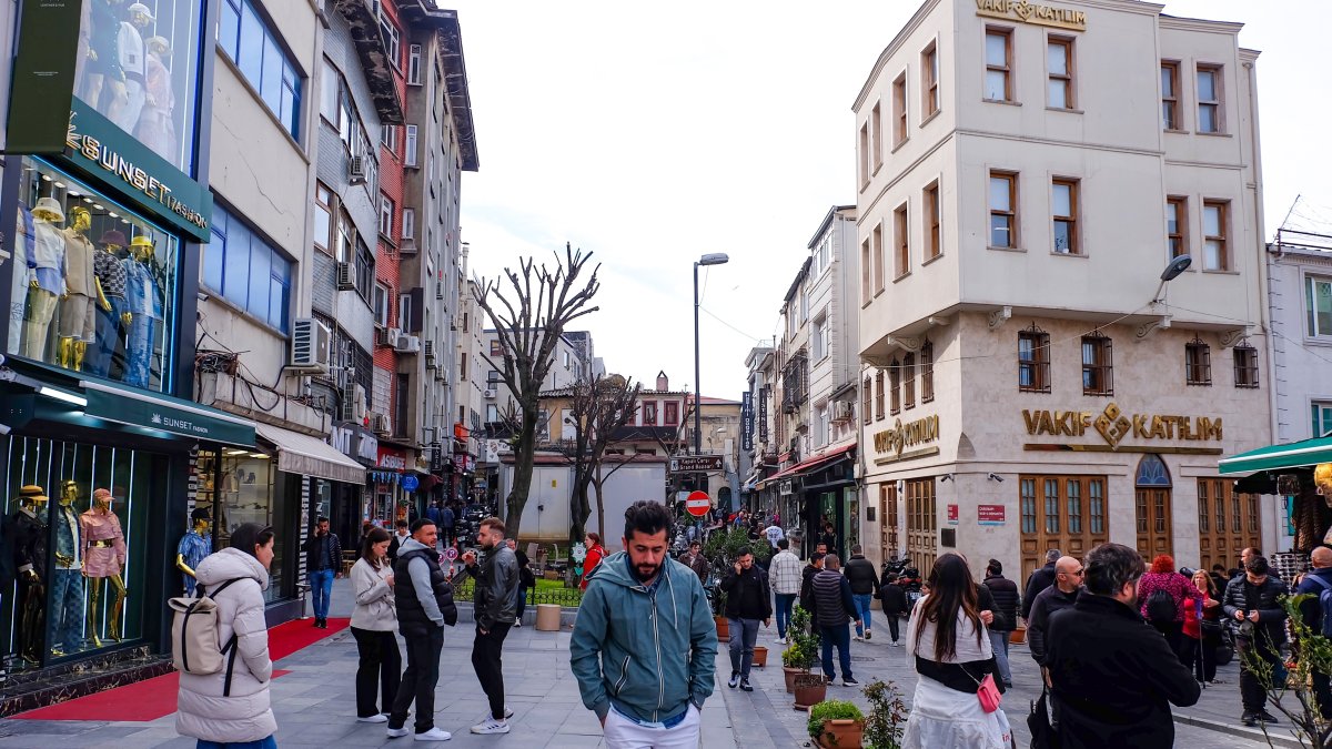 Türkiye faces demographic shift with fewer births, more elderly