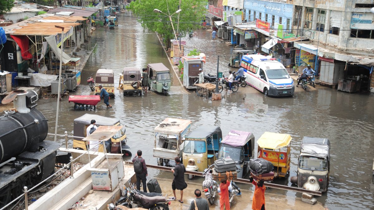 Türkiye extends condolences to Pakistan over deadly floods in Punjab