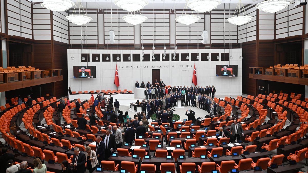 Parties unveil members for key committee on terror-free Türkiye