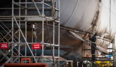 Canada’s economy contracts in May, but there were signs of a June rebound