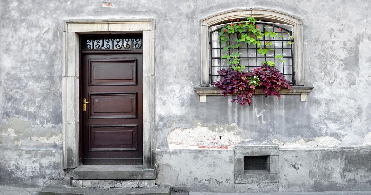 Od plačanih 700 evrov mu jih bodo vrnili le 60, tako pravi zakon