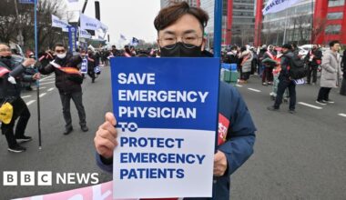 South Korea medical students end 17-month boycott of classes