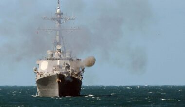Iran Says it Warned US Destroyer to Move Away From Waters Monitored by Tehran
