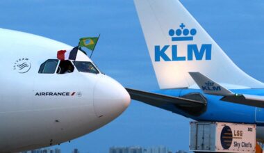 90 % des Belges estiment que ça devrait être inclus dans le prix du billet : une compagnie aérienne s’apprête pourtant à son tour à facturer ce service