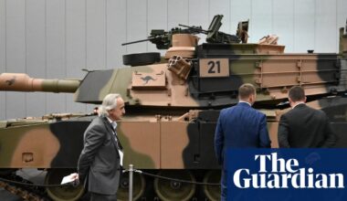 First Australian tanks handed over to Ukrainian army | Ukraine