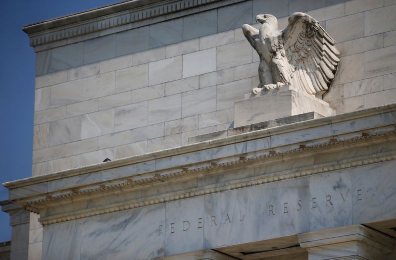 Big central bank rate cuts slow, tariffs and politics in focus