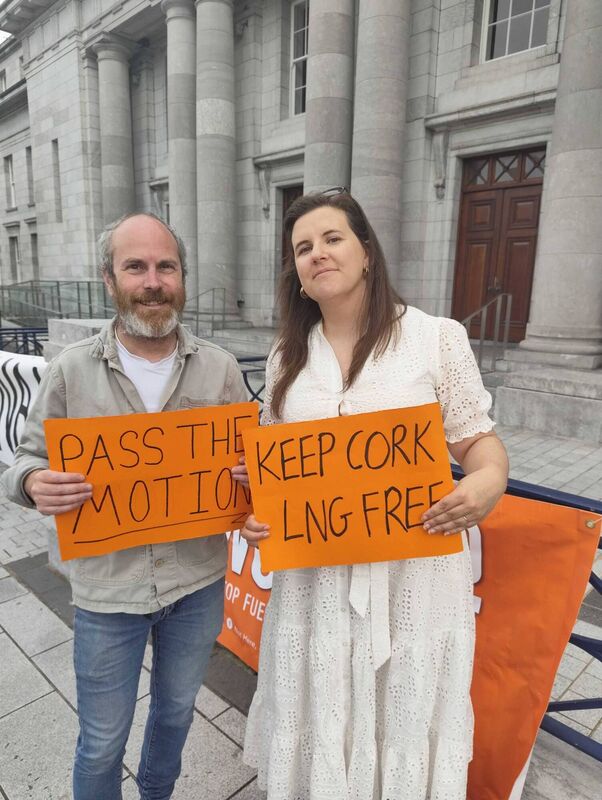 Councillors Oliver Moran and Niamh O'Connor at the LNG protest.