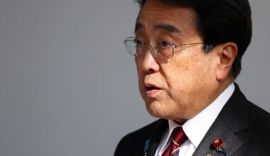Japan's top trade negotiator holds two phone meetings with U.S. commerce chief