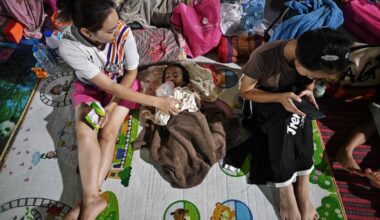 Thailand says open to 'dialogue' with Cambodia to end conflict