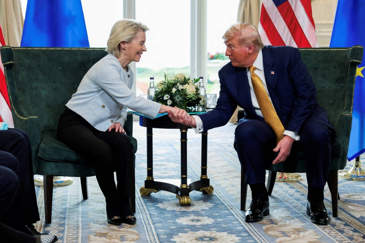 EU reaches broad tariff deal with U.S. to avert painful trade blow