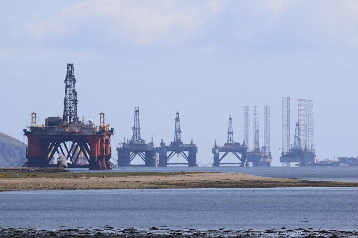 Nat-Gas Prices Erase Early Gains as Weekly EIA Inventories Build