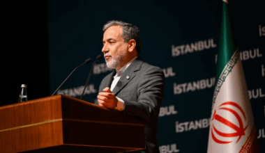 Iran's foreign minister warns E3 against sanctions revival