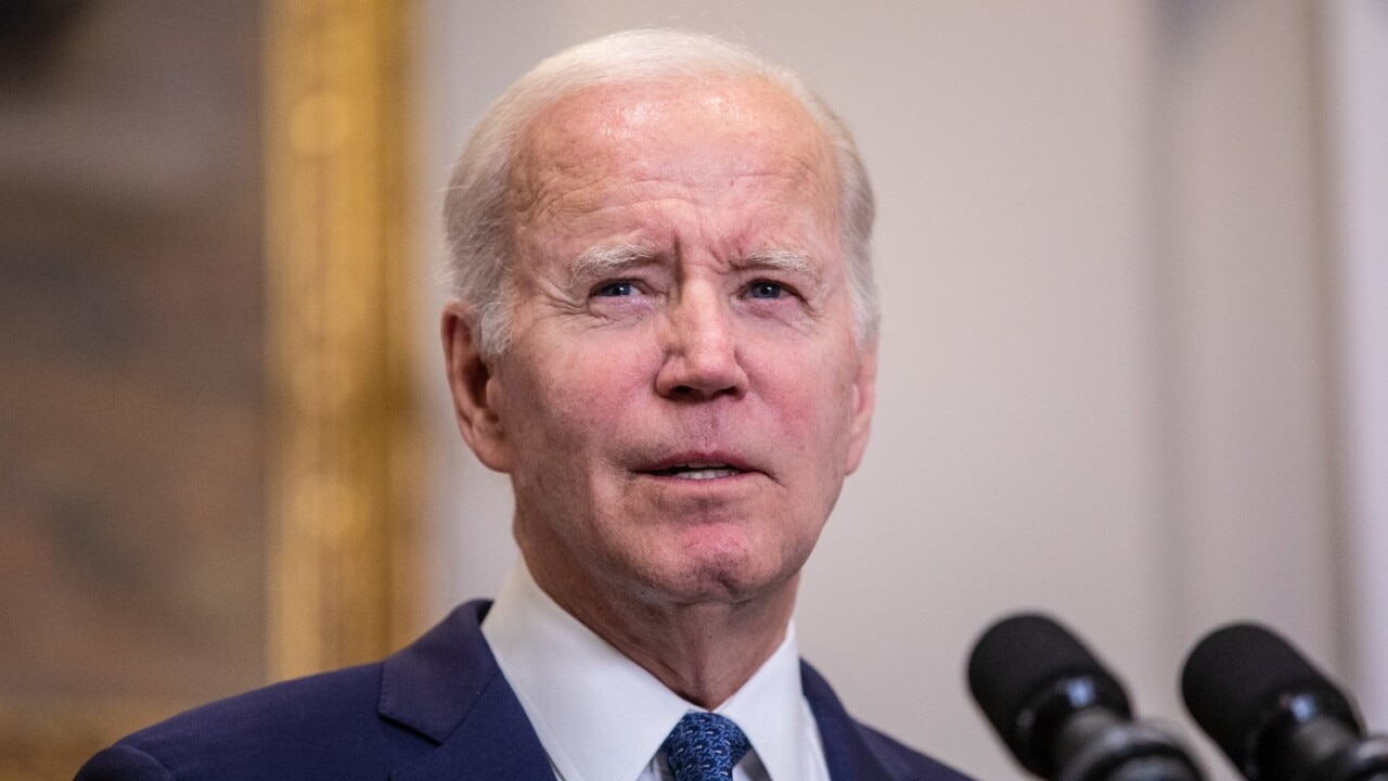 Media ‘blindly’ praises Joe Biden and pretends US economy is perfect