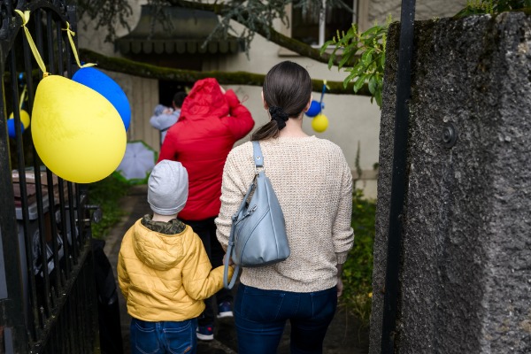 Switzerland: By the end of the year, half of refugees with S status must be employed