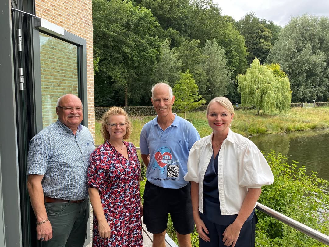 Frank Boerebach's Helende Wandeling door Nederland
