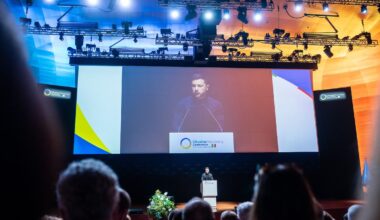 Wiederaufbaukonferenz in Rom: KfW richtet Ukraine-Fonds ein - Selenskyj appelliert an Partner