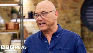 Ex-MasterChef host 'sorry' but says he's 'not a groper'