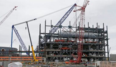 V.C. Summer Nuclear Station contract extended until 2062