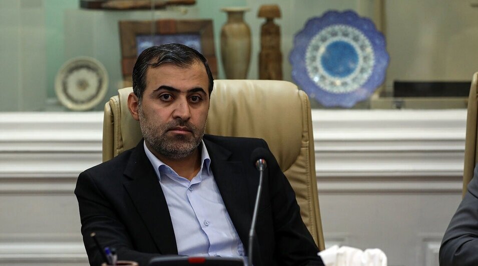 Oil industry workers praised as pillars of Iran’s economic resilience