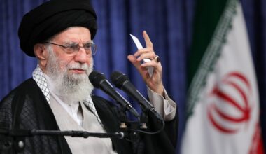 Iran well-equipped in diplomatic and military fields: Leader