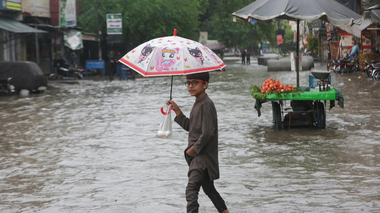 Tehran offers condolences to flood-ravaged Pakistan