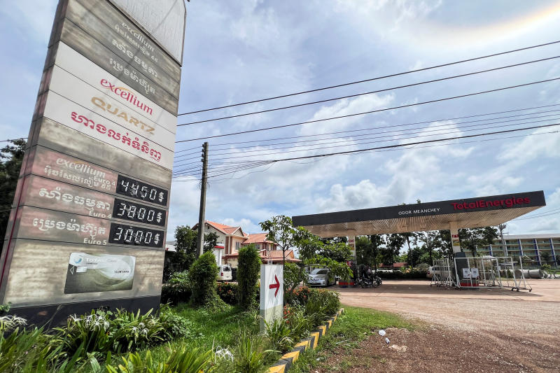 A general view of an open for business gas station in Samraong, the capital of Oddar Meanchey province, about 20 km (12 miles) from the border, the day after the leaders of Cambodia and Thailand agreed to a ceasefire on Monday in a bid to bring an end to their deadliest conflict in more than a decade and ahead of military negotiations, Cambodia, on Tuesday. (Photo: Reuters)