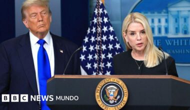 Por qué está aumentando la presión sobre el gobierno de Trump para que haga públicos los archivos de Jeffrey Epstein