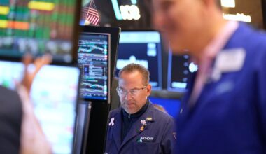 Wall Street cruises to more records as PepsiCo and tech stocks rally
