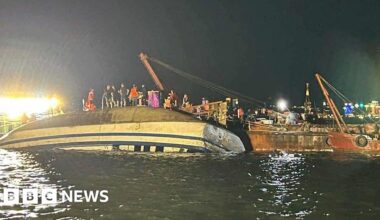 Dozens dead after tourist boat capsizes in Vietnam