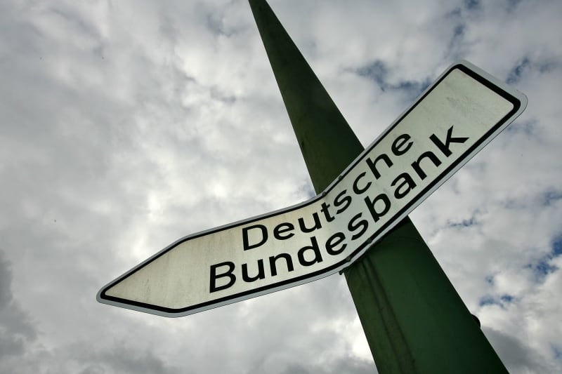 Number of German bank branches shrinking faster