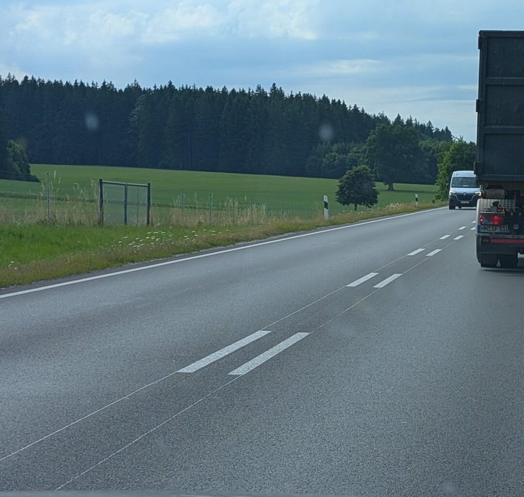 Does anyone know what the double dashed lines mean in Germany? This one stretched for dozens of miles.