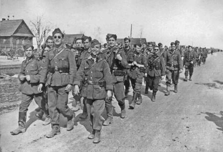 Voluntarios de la División Azul en el frente ruso.