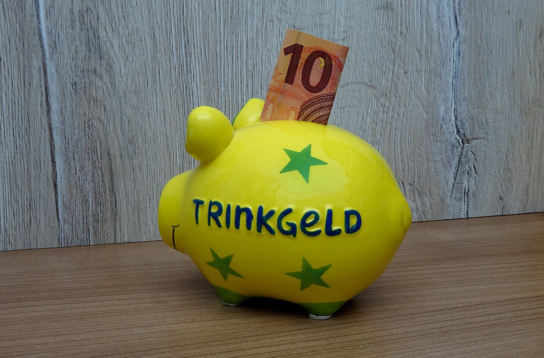 Sparschwein mit Trinkgeld