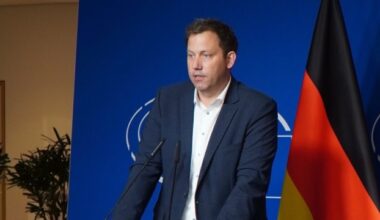 Germany hopes to increase military aid to Ukraine to EU|R 9B this year