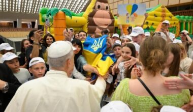 Pope Leo XIV meets with Ukrainian children at Vatican summer camp