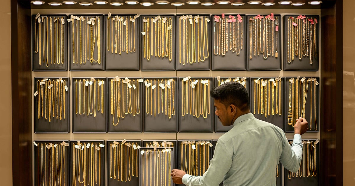 Central bank demand, geopolitical tension, trade friction and US dollar weakness to support gold this year