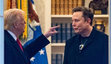 White House Suggests Trump Doesn't Want XAI to Have Federal Contracts
